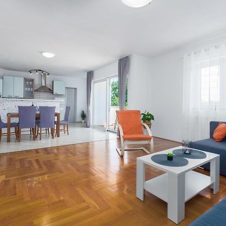 Apartments Emil PUY 외부 사진
